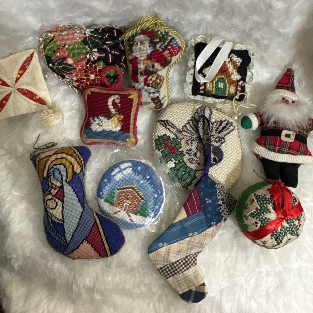 Vintage Ornament Grandma Needlepoint Santa Nativity Multi Excellent Decor